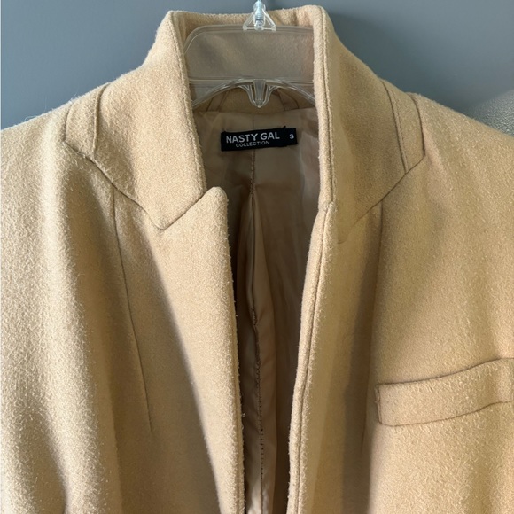 Camel Jacket - Picture 3 of 9